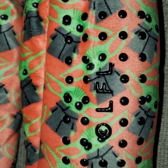 Baby Yoda Slippers. Great for Star War fan! Fuzzy Interior. - Picture 3 of 4